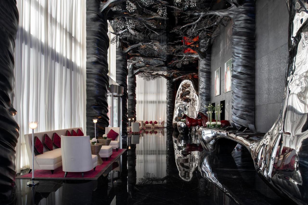 Banyan Tree Doha At La Cigale Mushaireb Exteriör bild The lobby of the hotel
